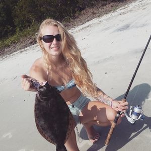 Meet your Posher, Cesaley